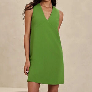 NWT BR Factory V-Neck Mini Shift Dress